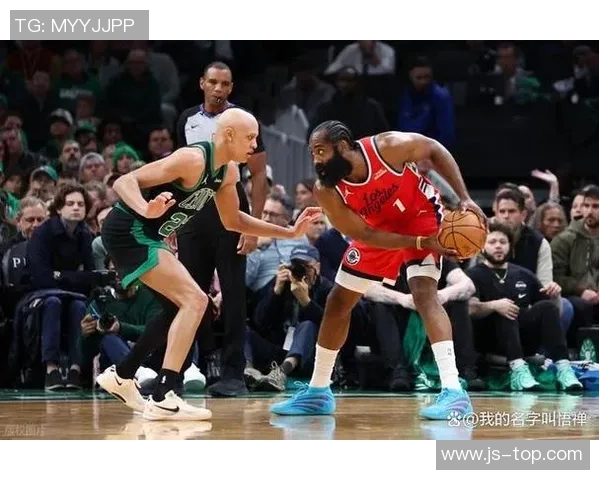 哈登接连三分绝杀不中 快船两分惜败76人 东部客场两连败！